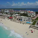Solymar Cancun Resort