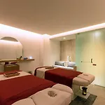 Sun Palace