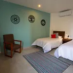 Esduma Murá Cancun