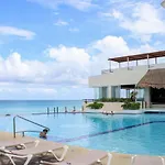 Villa Delfines, Frente Al Mar