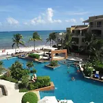 El Faro - Condo Hotel
