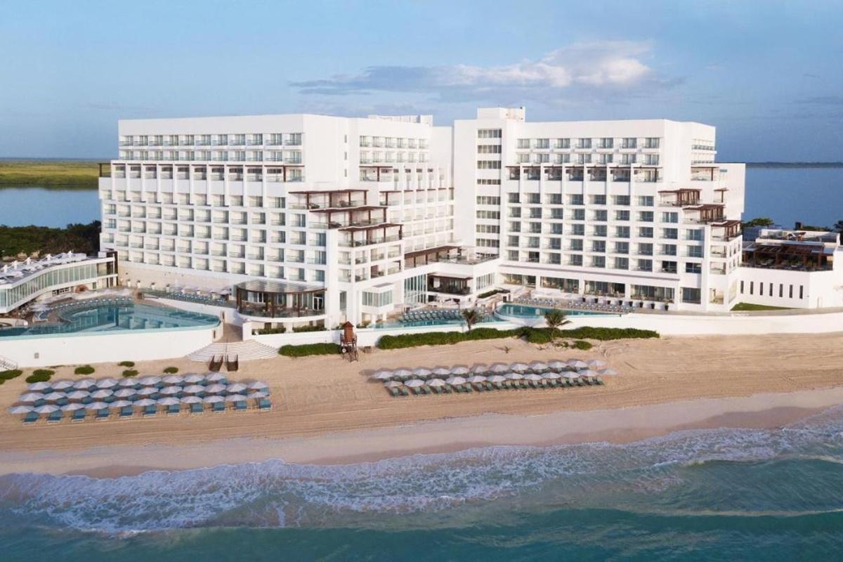 Sun Palace