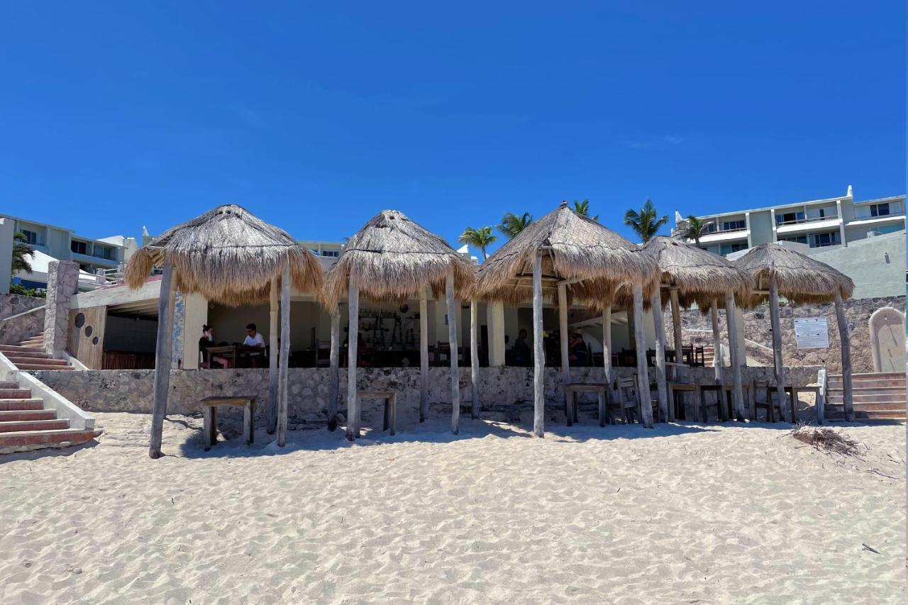 Renovated In At The Zone Apartamento Cancún