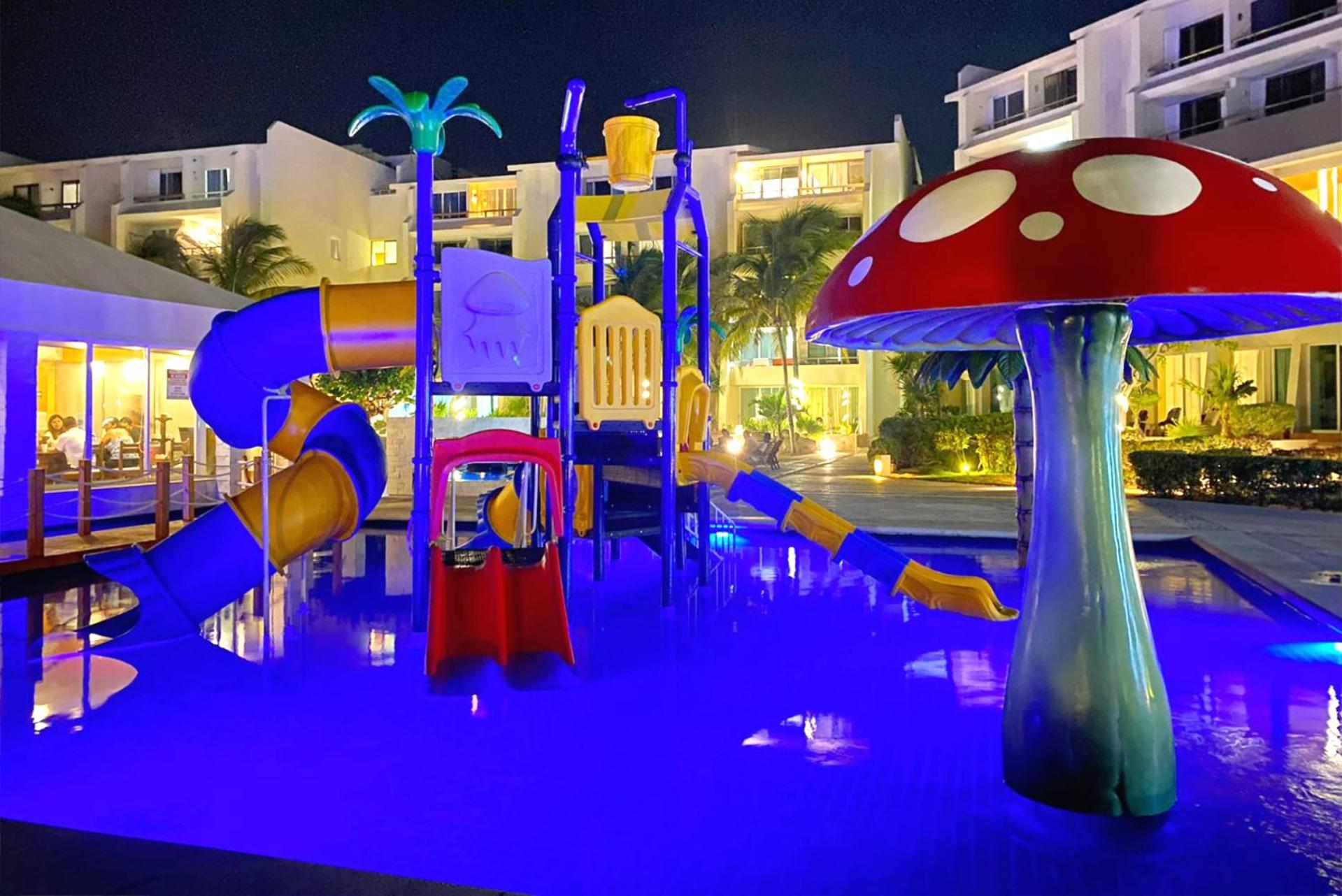 Renovated In At The Zone Apartamento Cancún