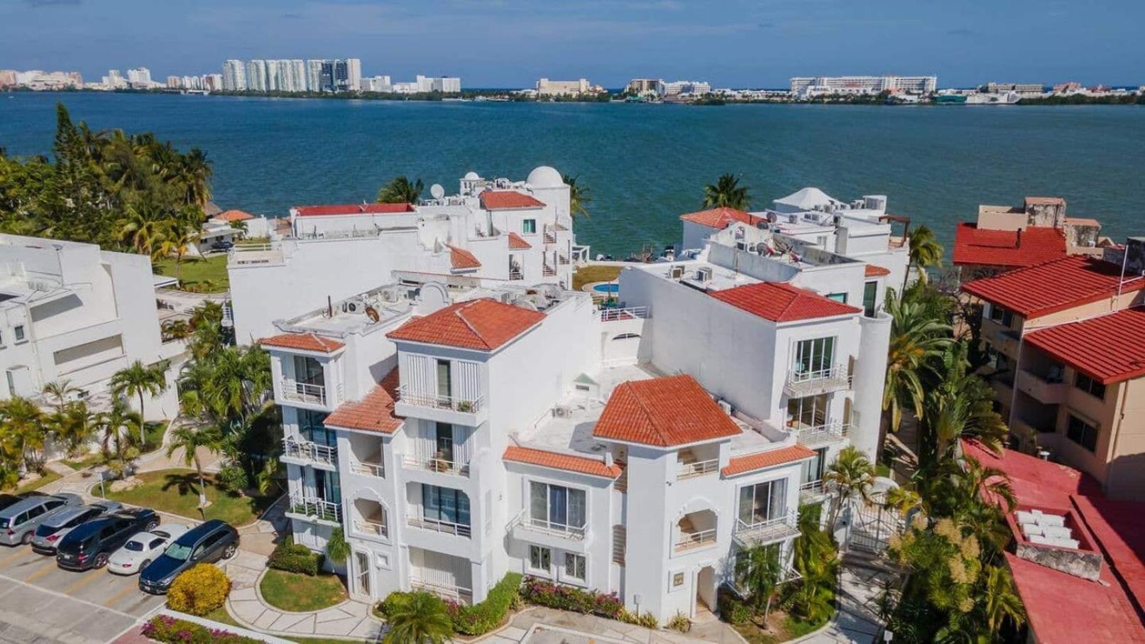 Zone Oceanside 2 Bedroom 2 Bath * Cancún