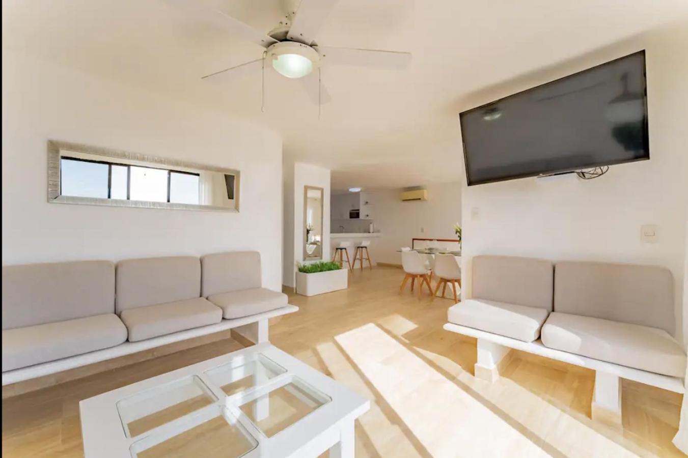 Beachfront In Zone