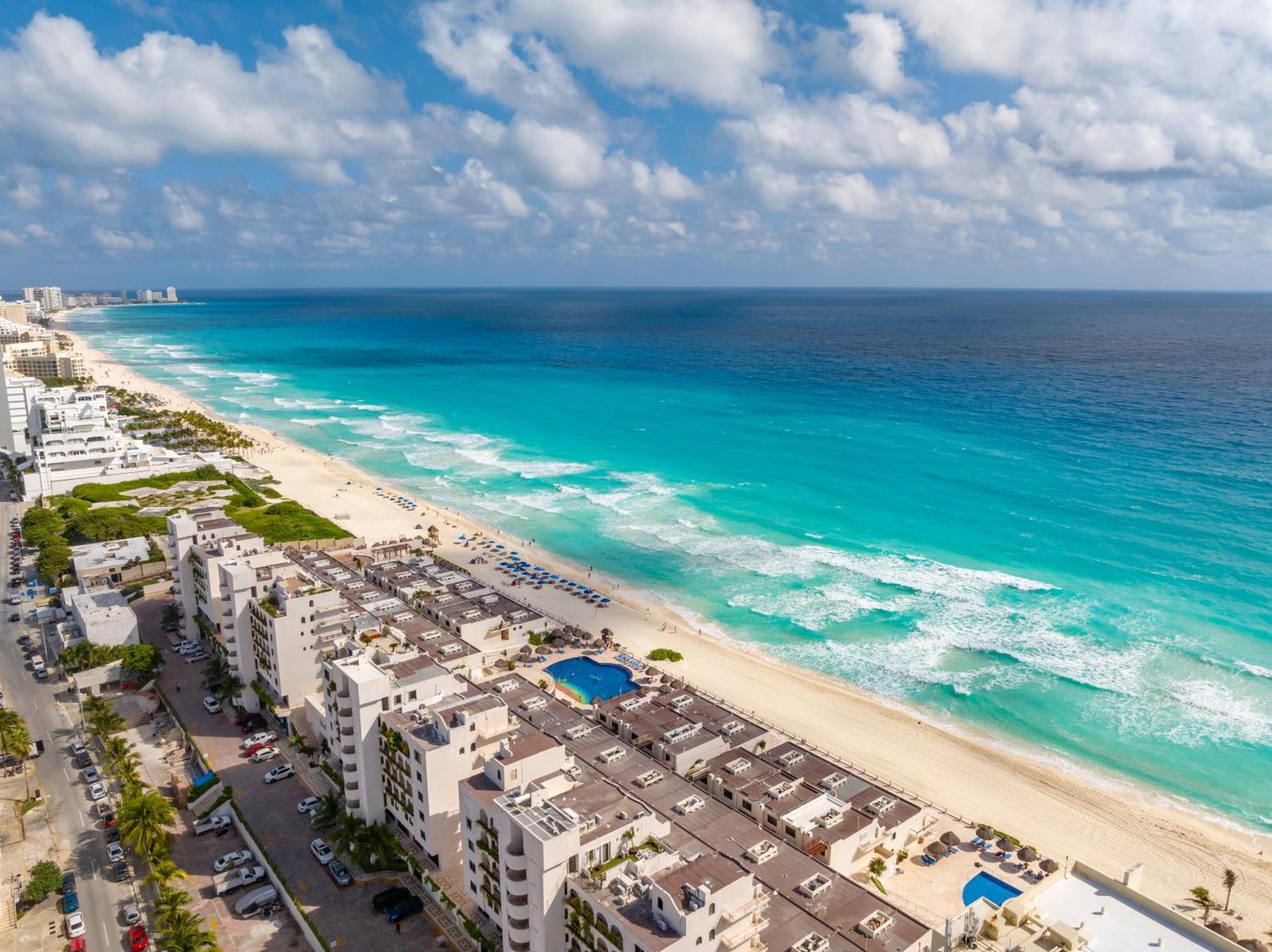 Beachfront In Zone Apartment *