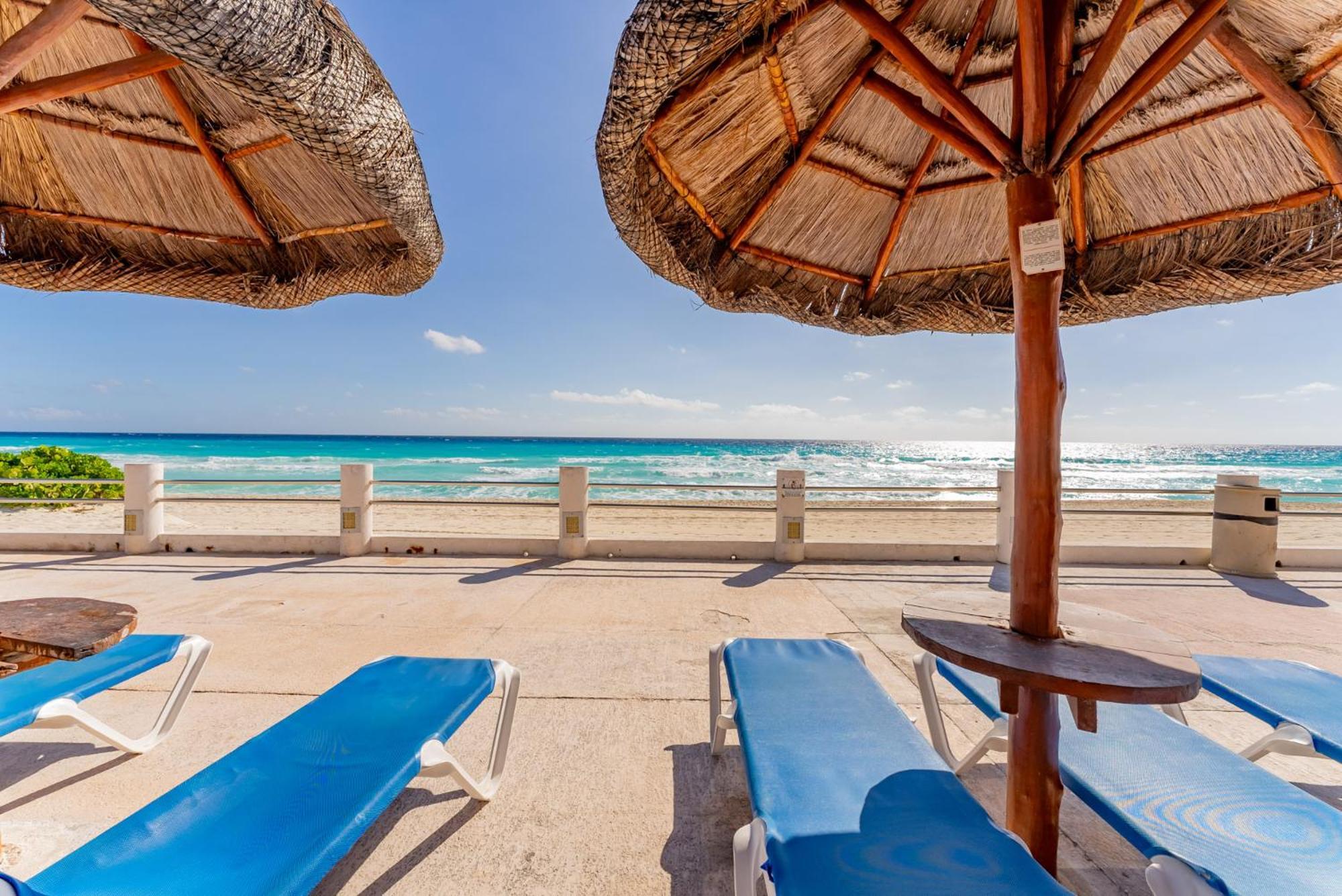 Apartment Beachfront In Zone
