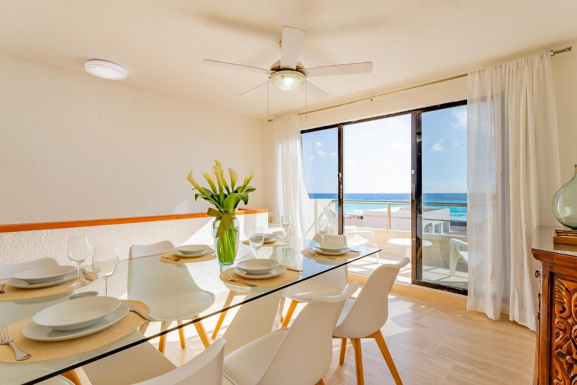 Beachfront In Zone Cancun