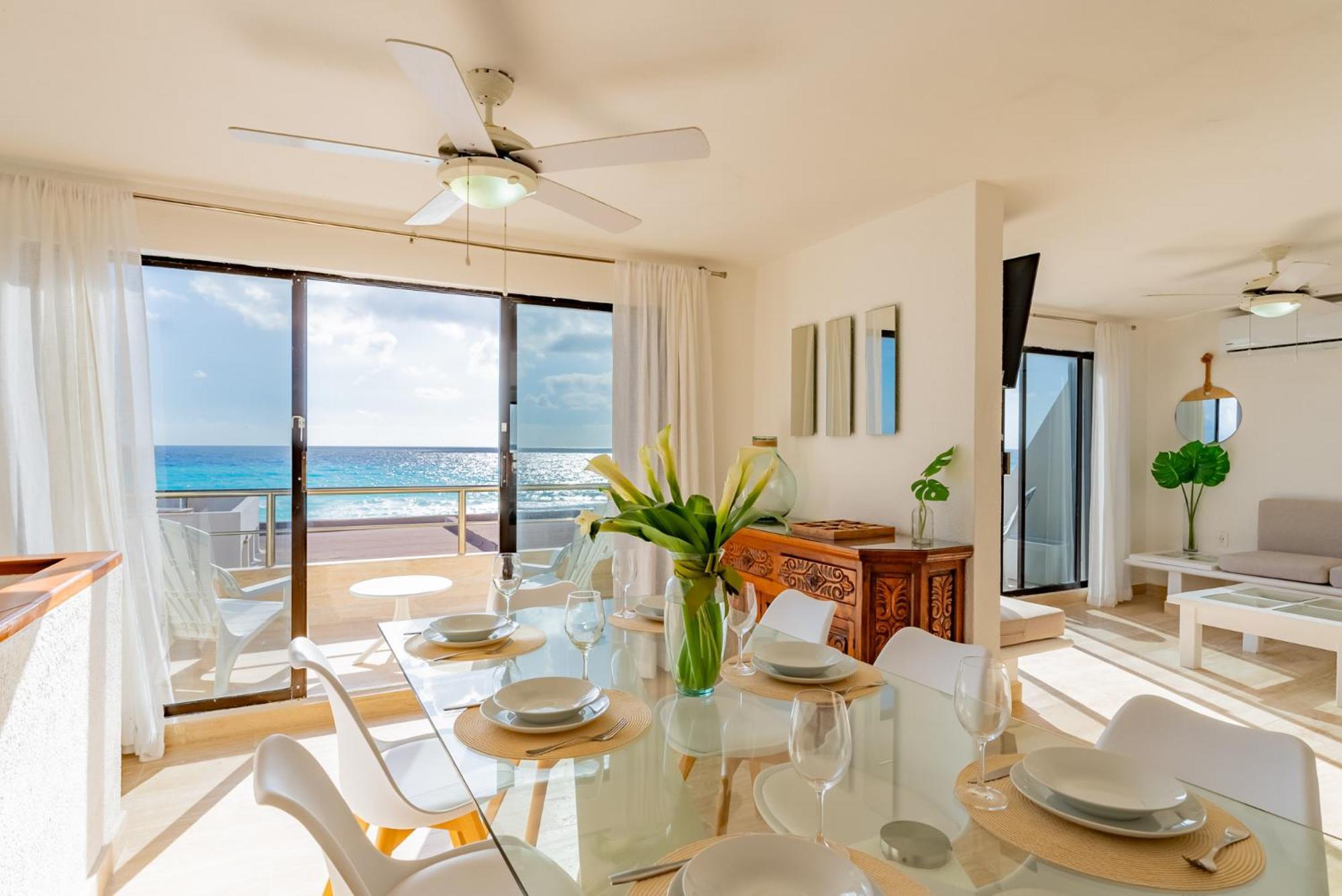 Beachfront In Zone * Cancun
