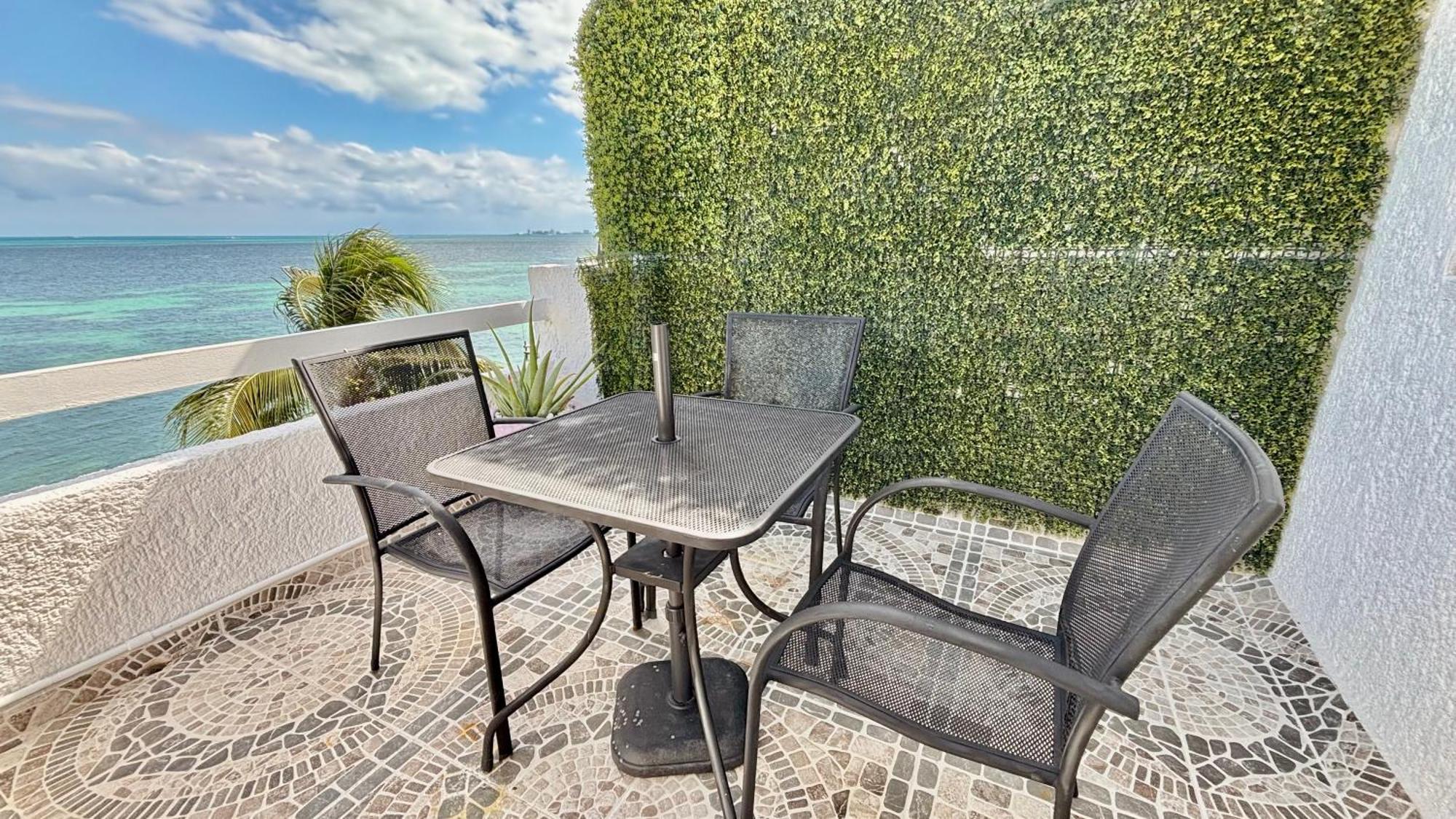 Apartment Beautiful In Front Ocean View *