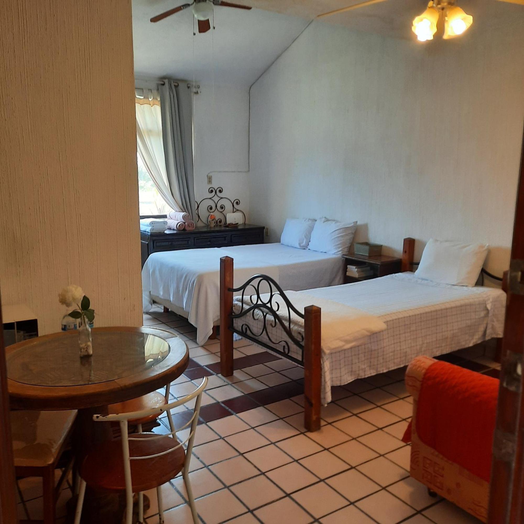 Apartahotel & *