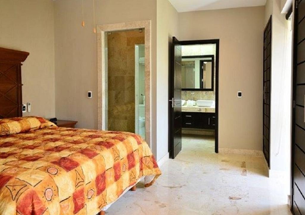 Aparthotel El Faro - Condo Hotel *