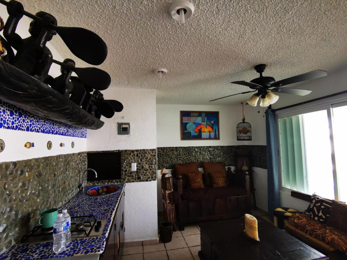 Brisas Beachfront In Zone Apartment