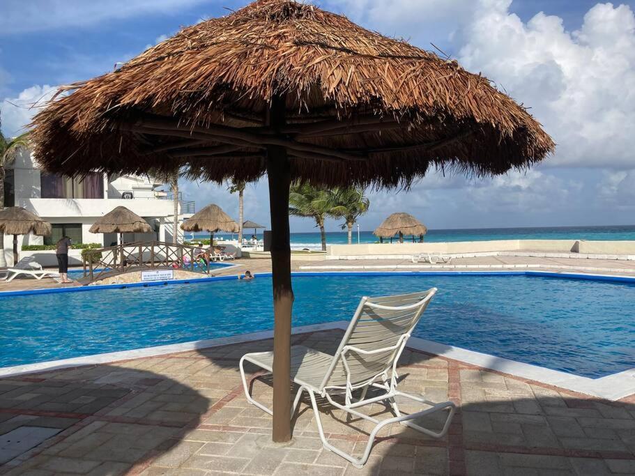 Apartment Oceanfront, Entire