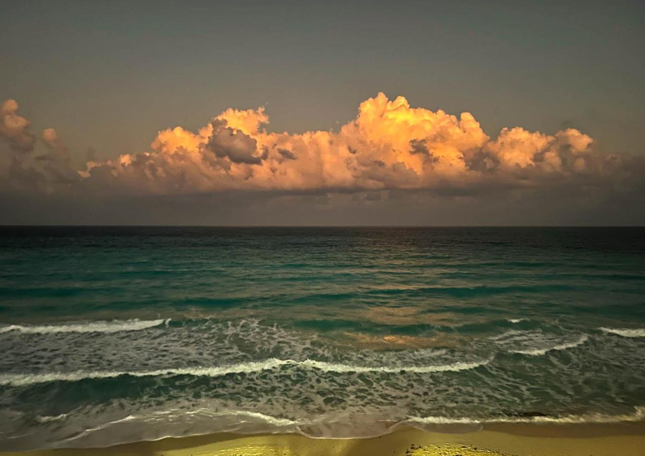 Beachside Apartamento *