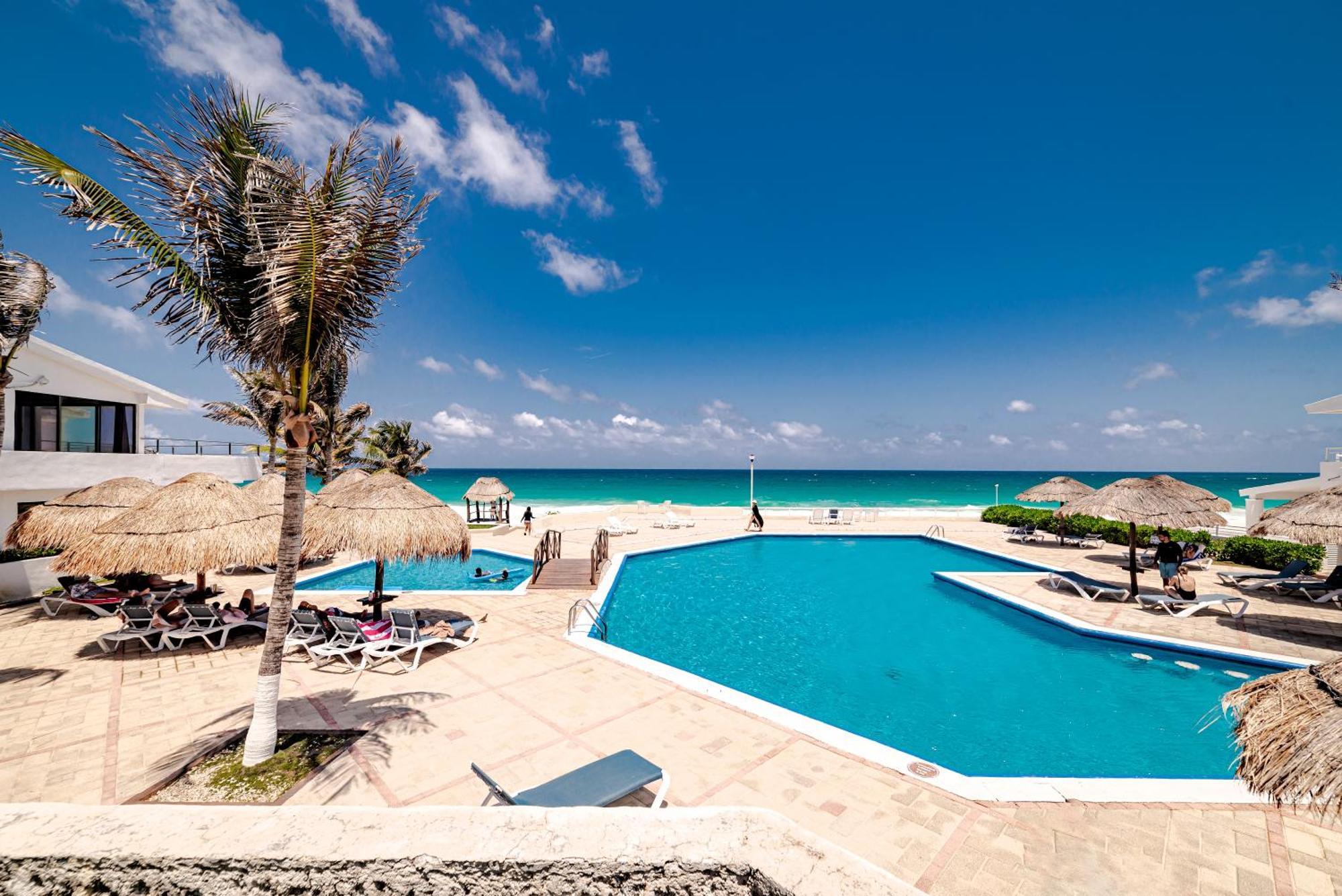Apartment Brisas Shore - Heated Private Pool *