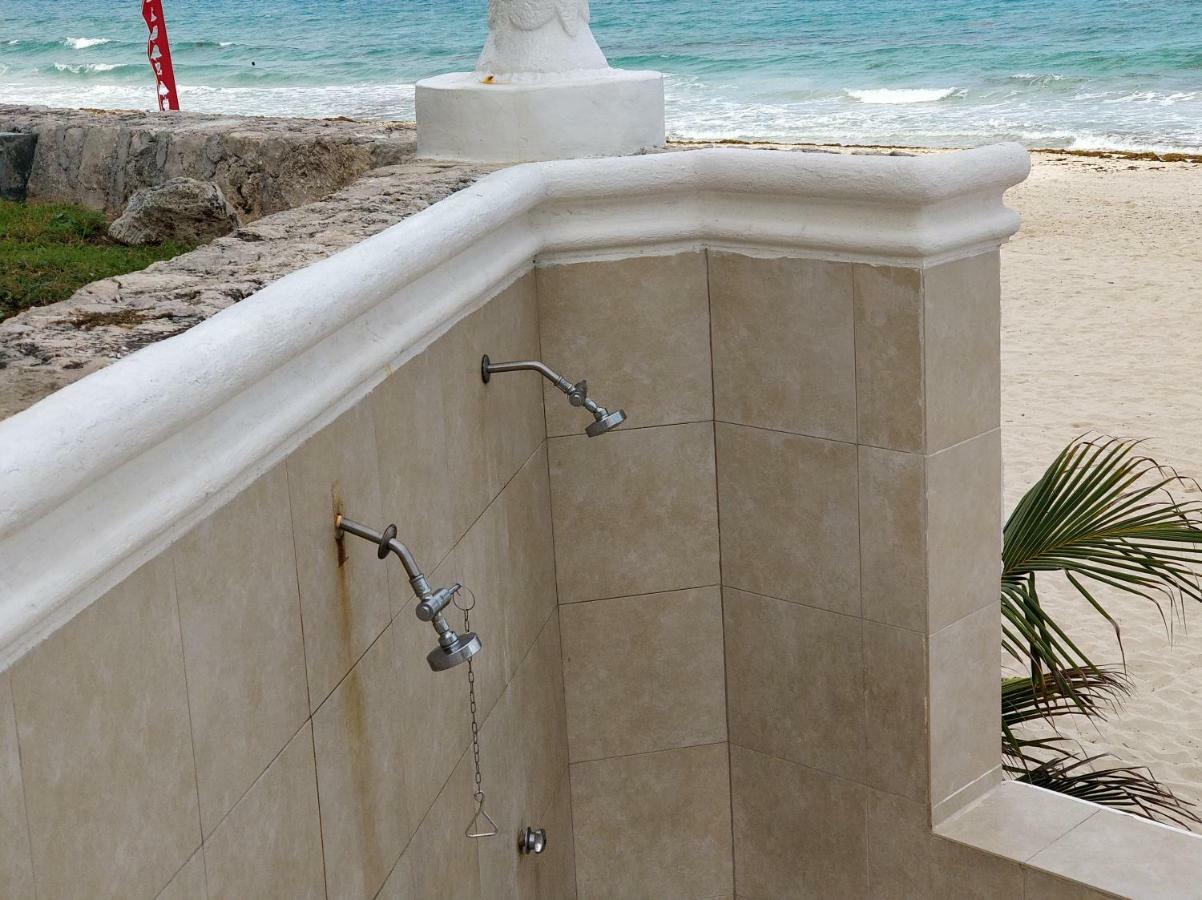Ocean Front Suite, Balcony, Kitchen. Apartment *