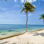 Apartamento En Complejo Hotelero Con Playa