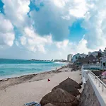 Beachfront Apartments Cancun