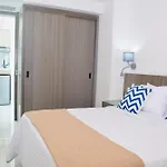 Recien Remodelado Estudio En La Playa, Piscina, Gimnasio, Spa 4D