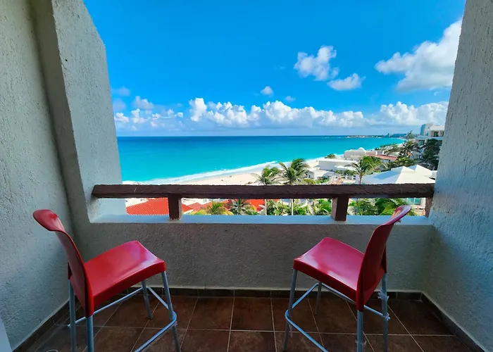 Beachfront Apartments Cancun