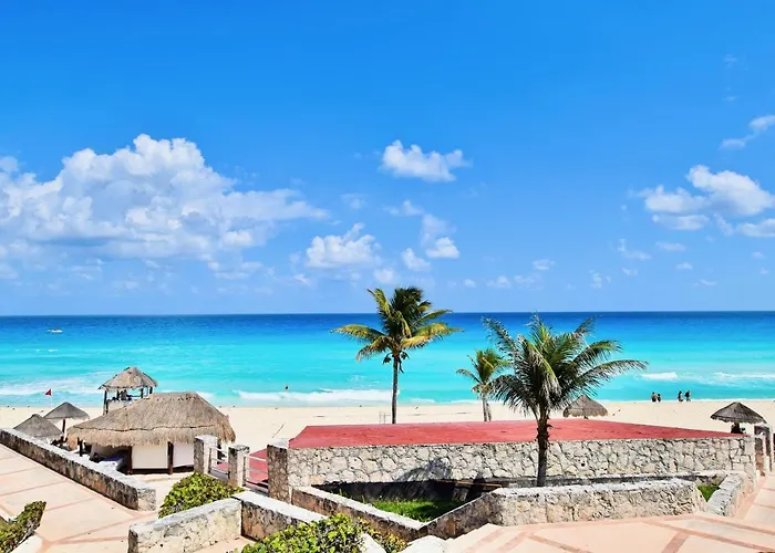 Solymar Condo Beach Resort By Casago