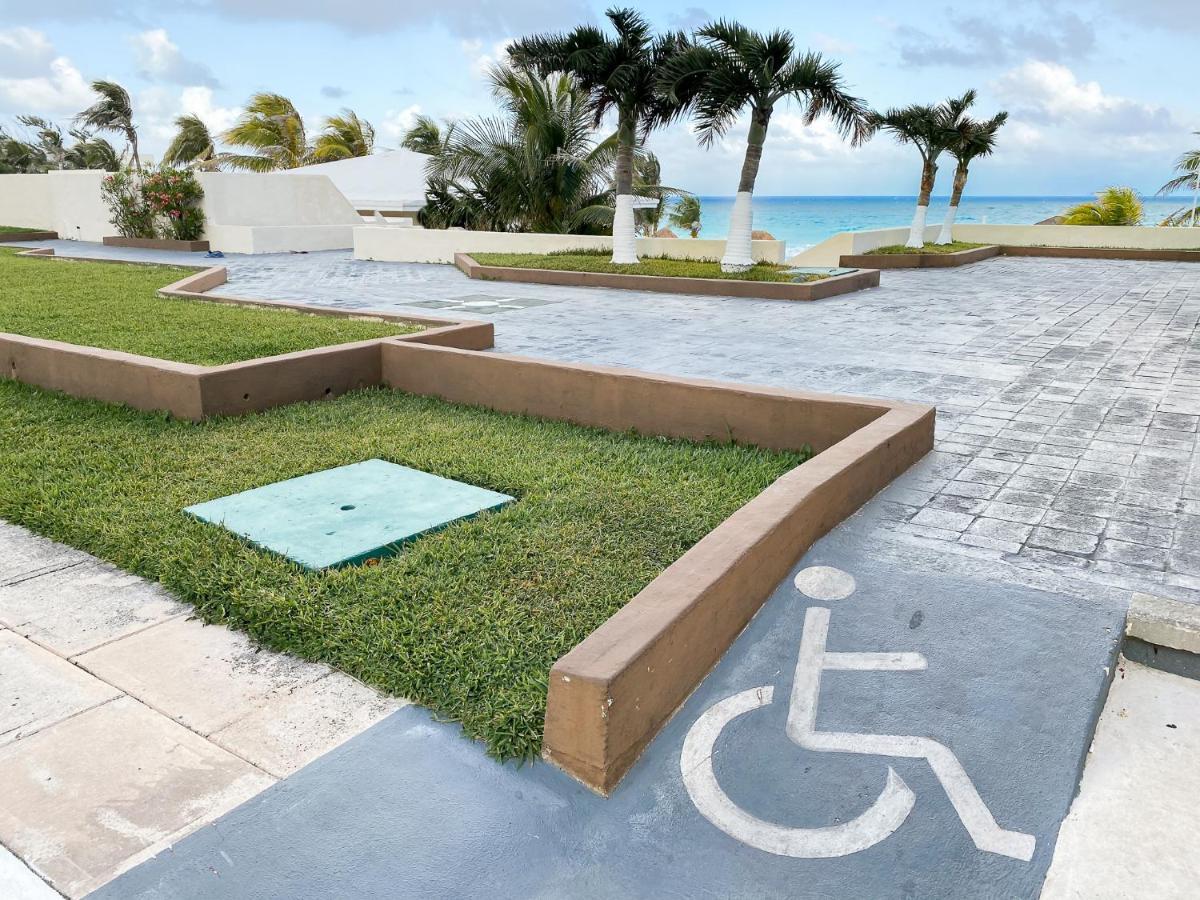 With Balcony Ocean & Lagoon View, Brisas Zone, By & Ocean Apartment Cancun