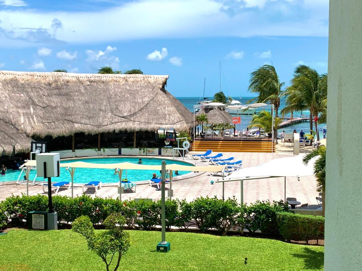 Ocean View Aquamarina