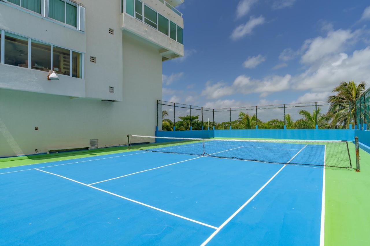 Ocean View Three Bedroom, Three Story Penthouse By The Aparthotel