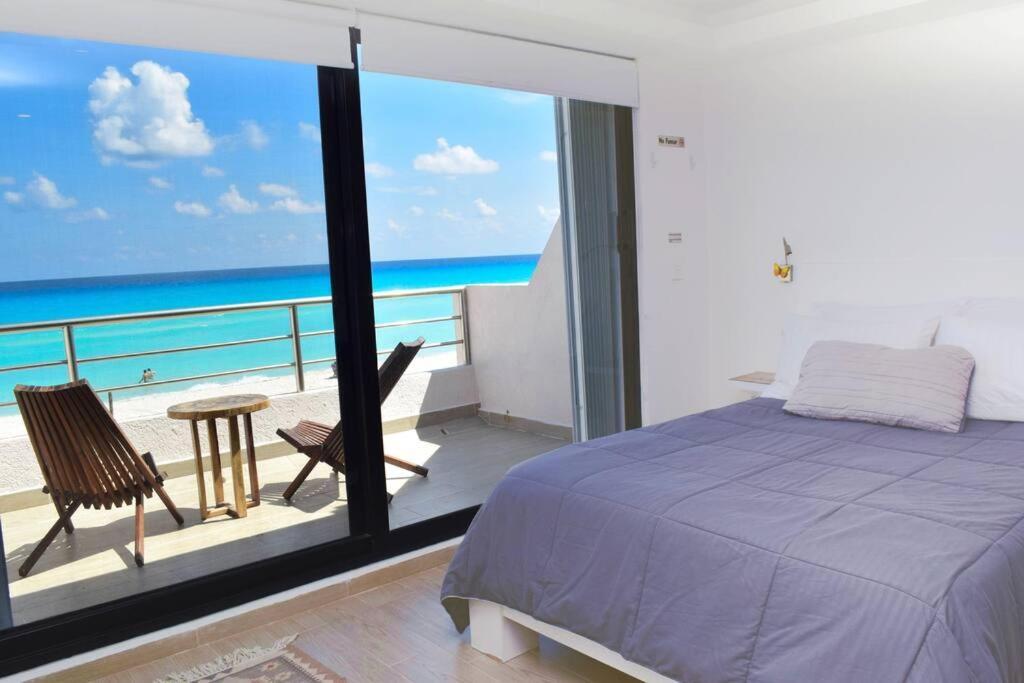 Ocean Front Marlin, Location In Zone #109 Apartment