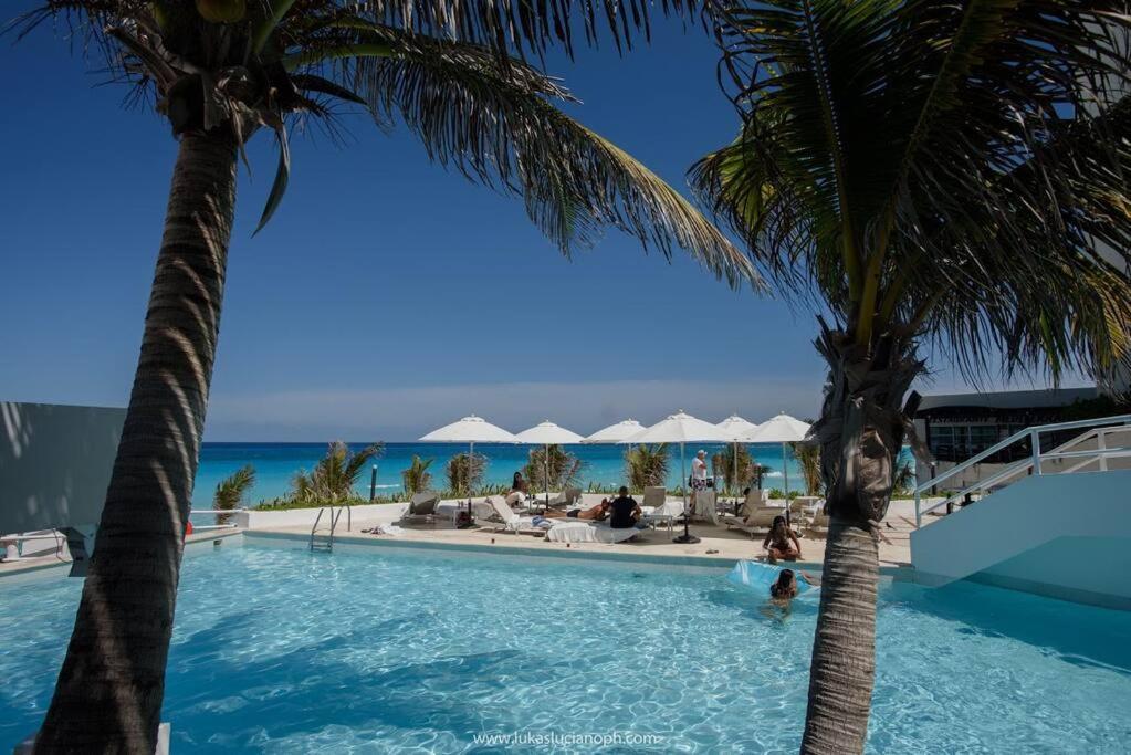 Ocean Front, Beautifull Beach, 3c *