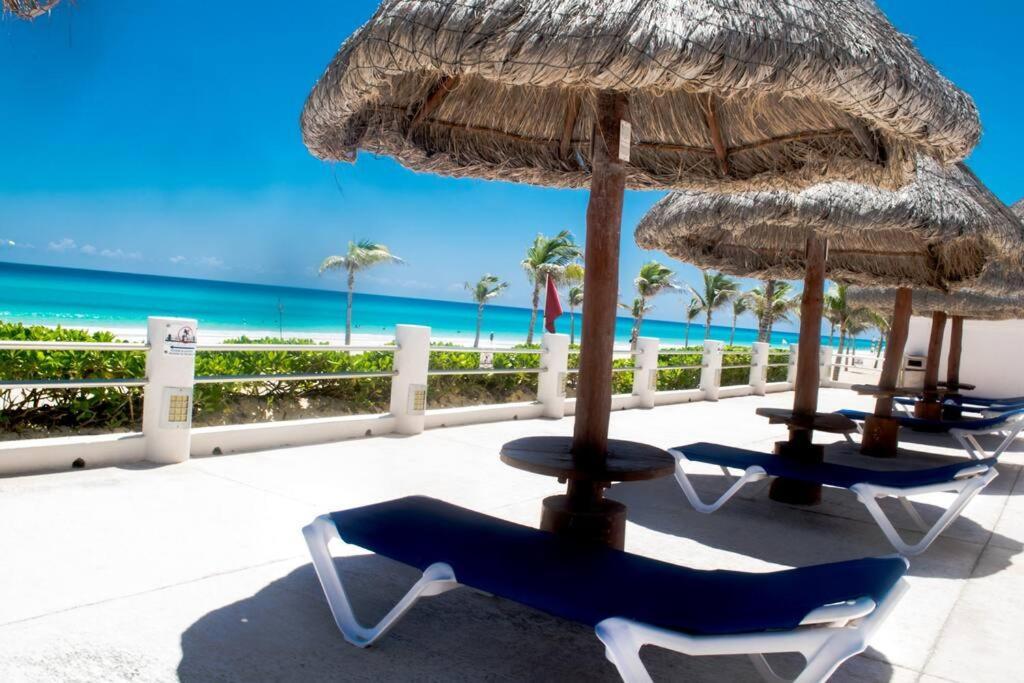 Ocean Front Marlin, Location In Zone #109 * Cancun