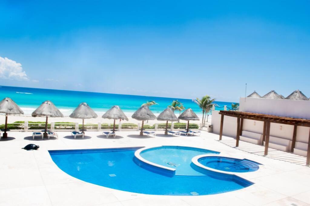 Ocean Front Marlin, Location In Zone #109 Cancun