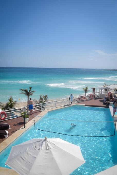 Estudio 4 Sobre Playa, Alberca, Gimnasio, Jacuzzi Apartment Cancun