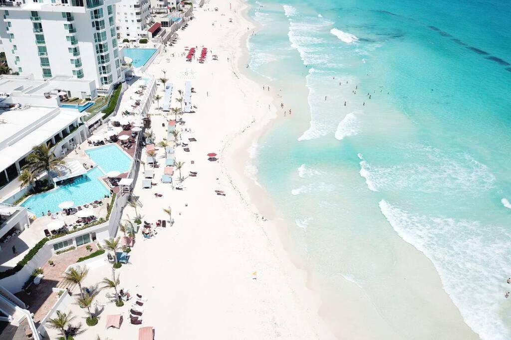 Apartamento Luxury Ocean Front Apartment, 2 Bedroom Beach, Gym, Cancún