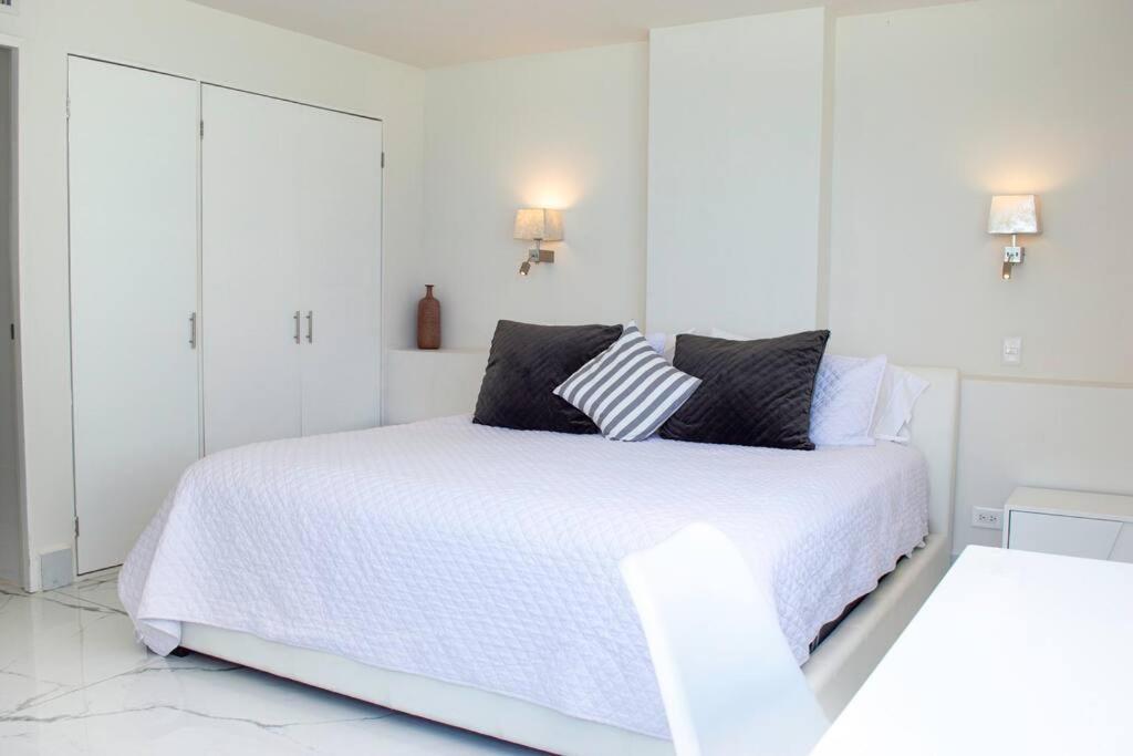 Apartamento Luxury Ocean Front Apartment, 2 Bedroom Beach, Gym, Cancún