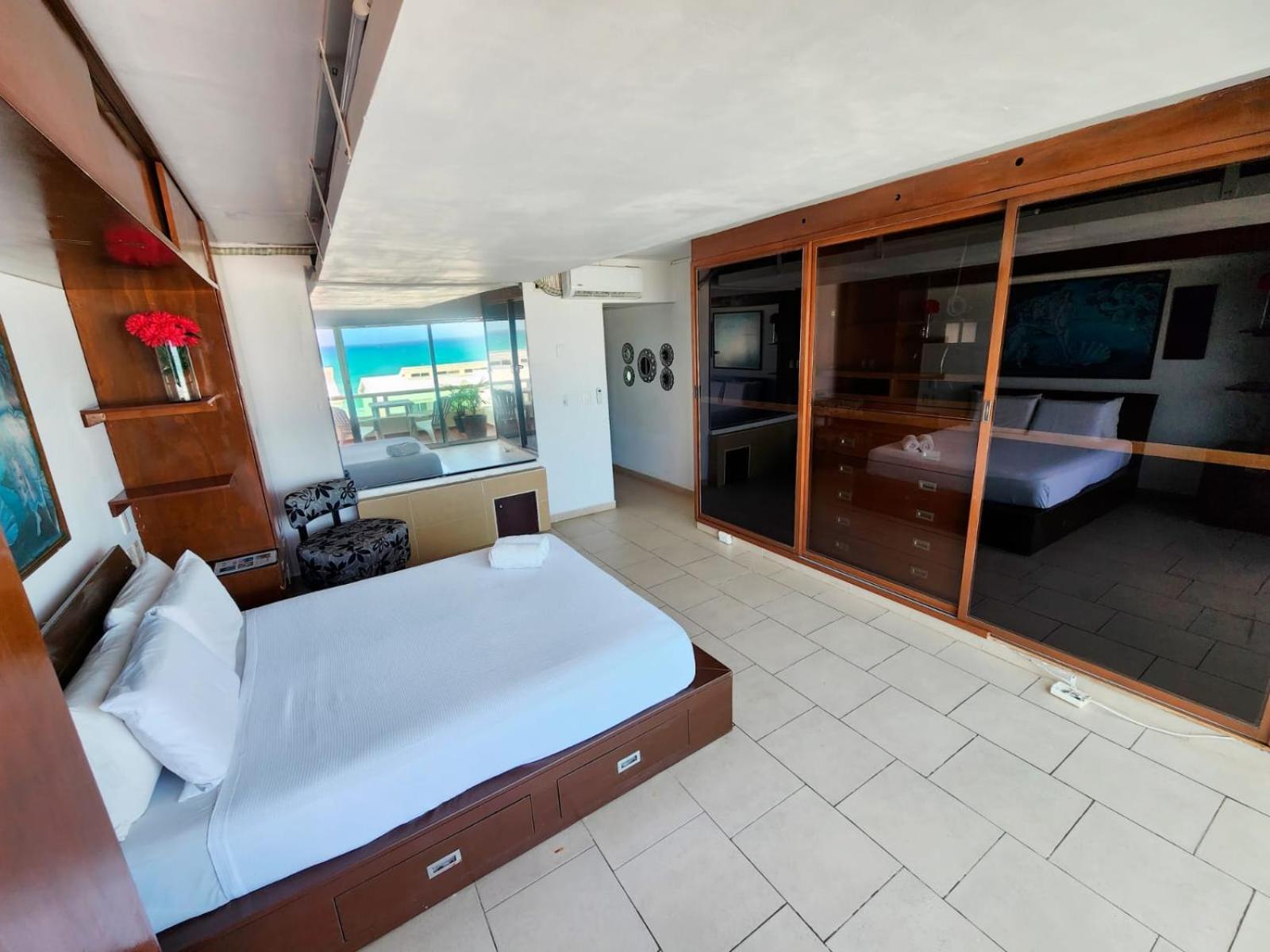 Beachfront Cancún