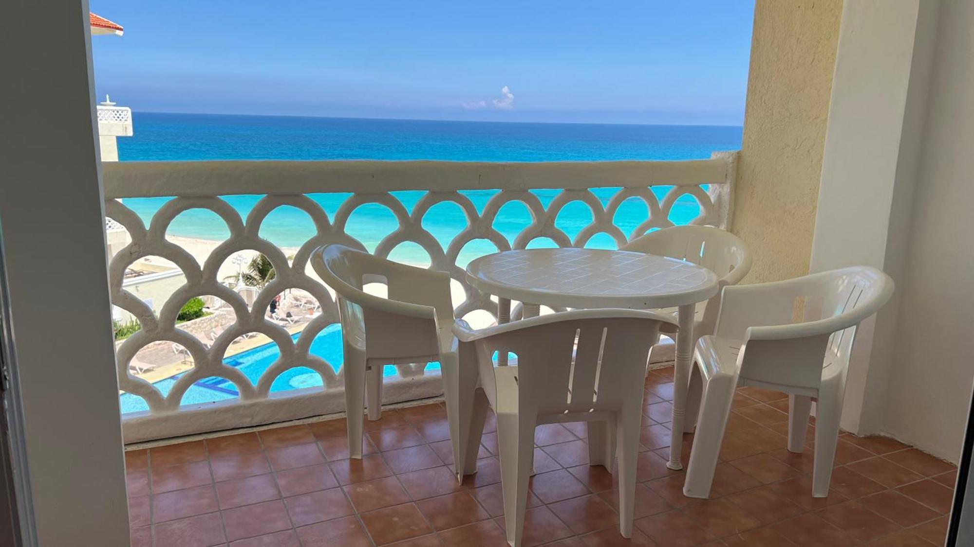 Ova Cancún
