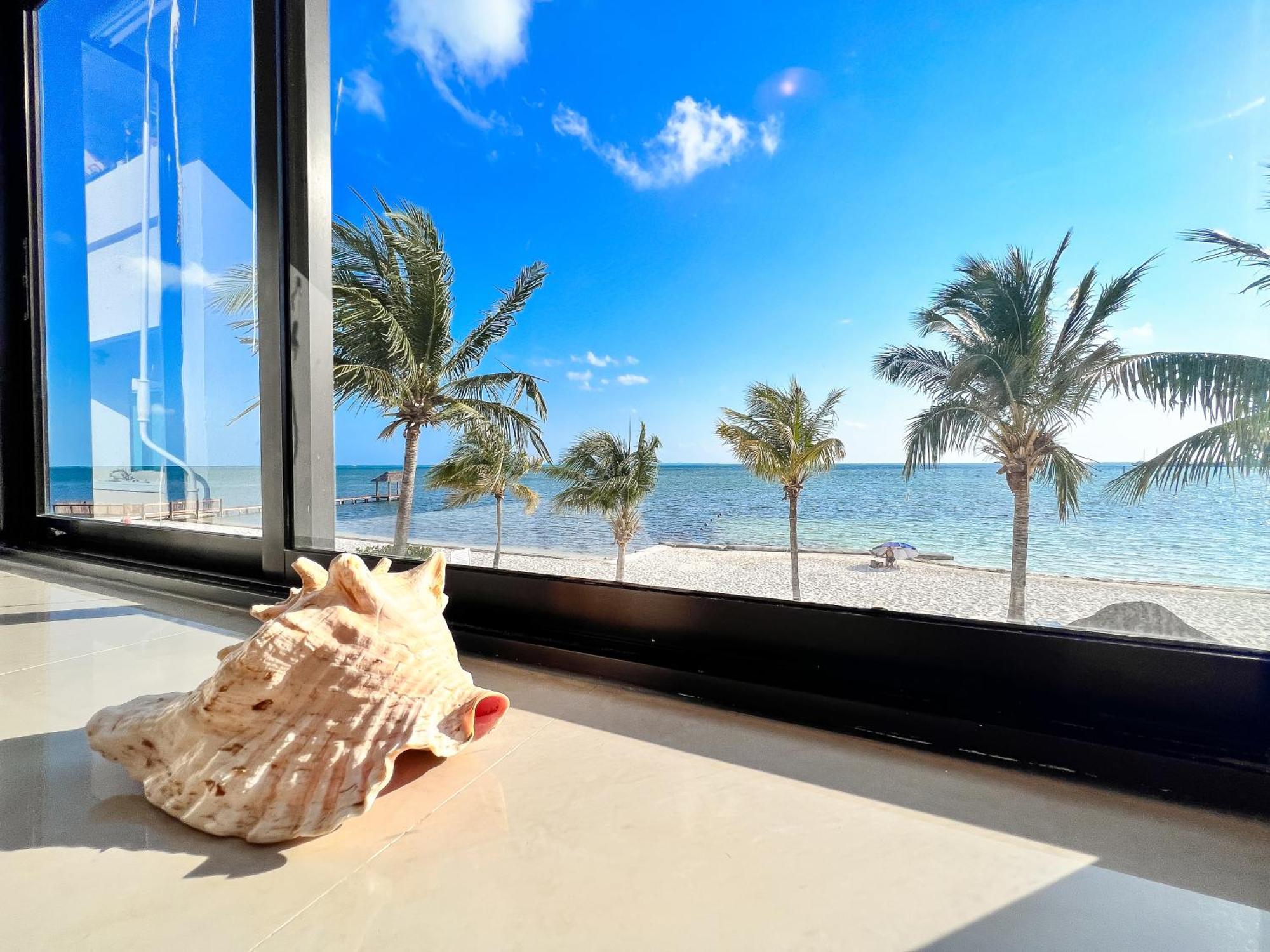 Mar De Cancun, Beautiful 2br 2ba Overlooking Spectacular View!