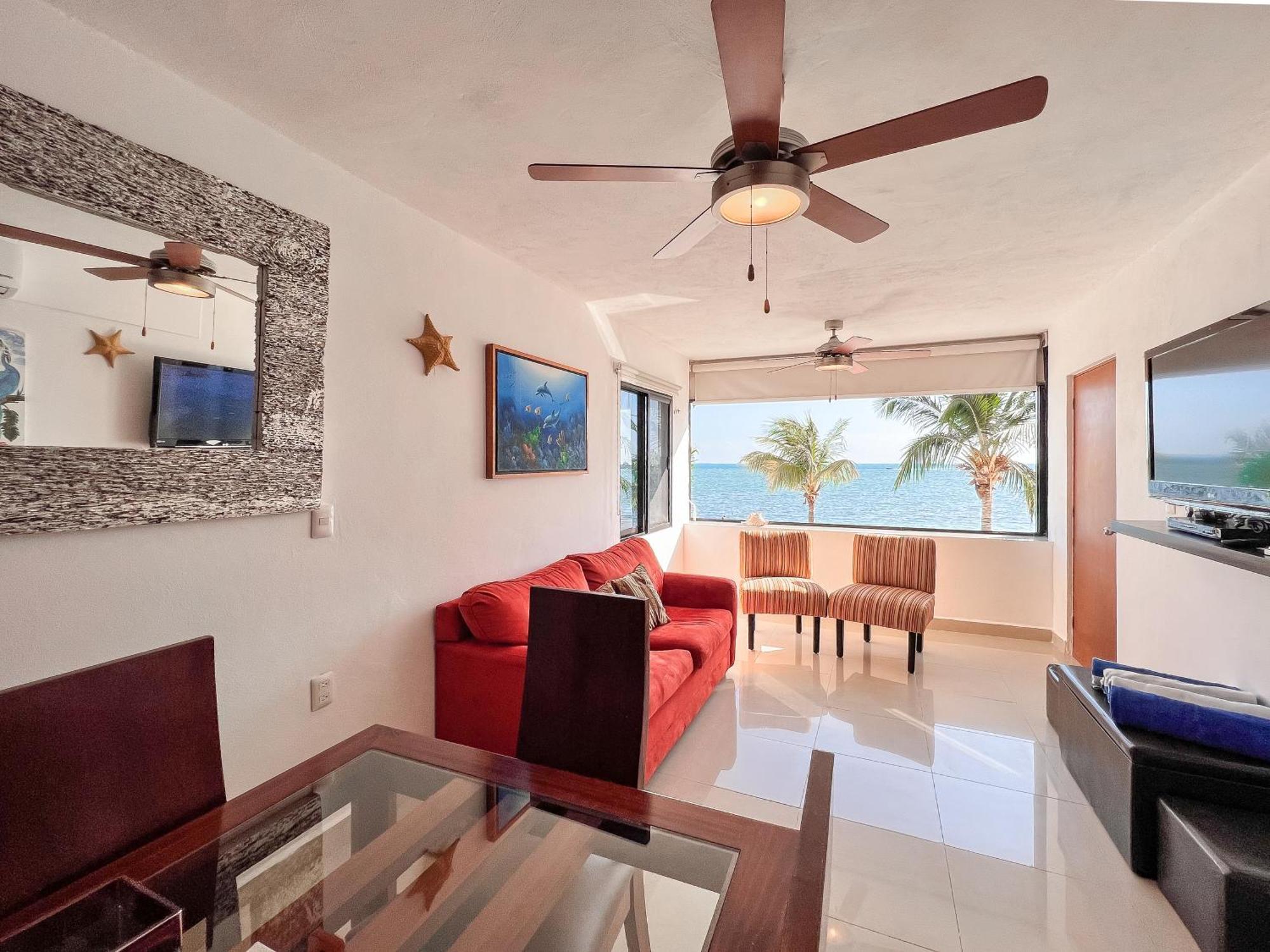 Mar De Cancun, Beautiful 2br 2ba Overlooking Spectacular View! *