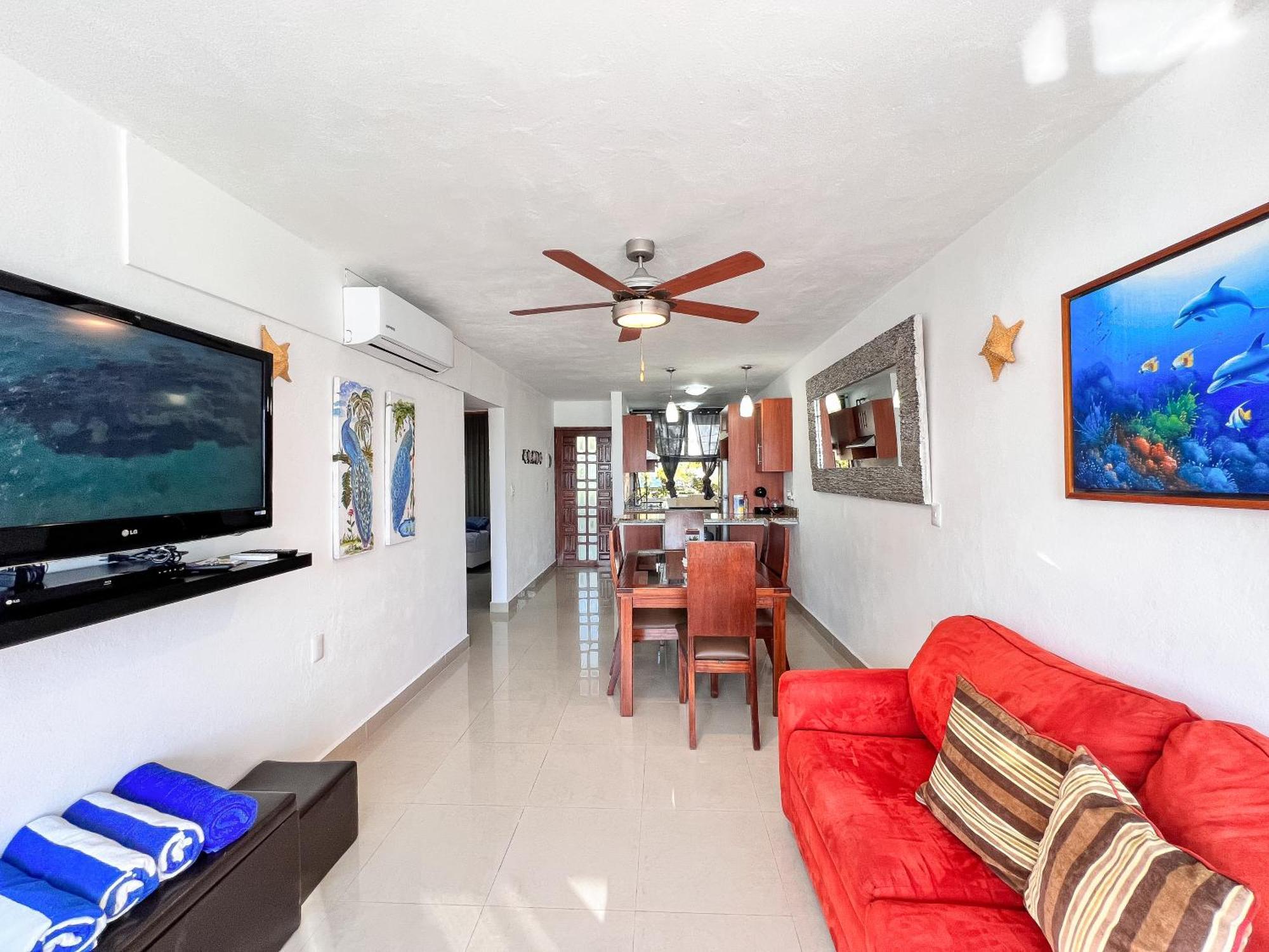 Mar De Cancun, Beautiful 2br 2ba Overlooking Spectacular View! *