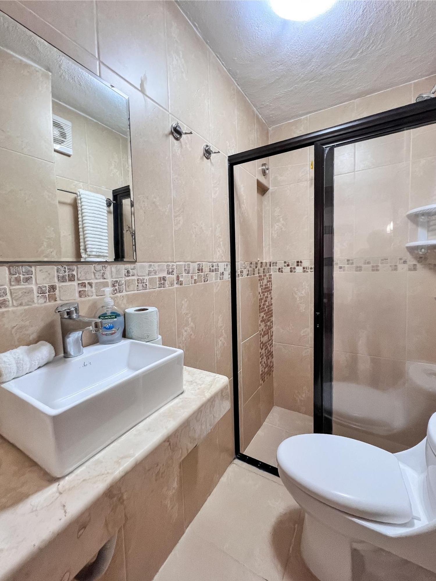Mar De Cancun, Beautiful 2br 2ba Overlooking Spectacular View! Apartamento *