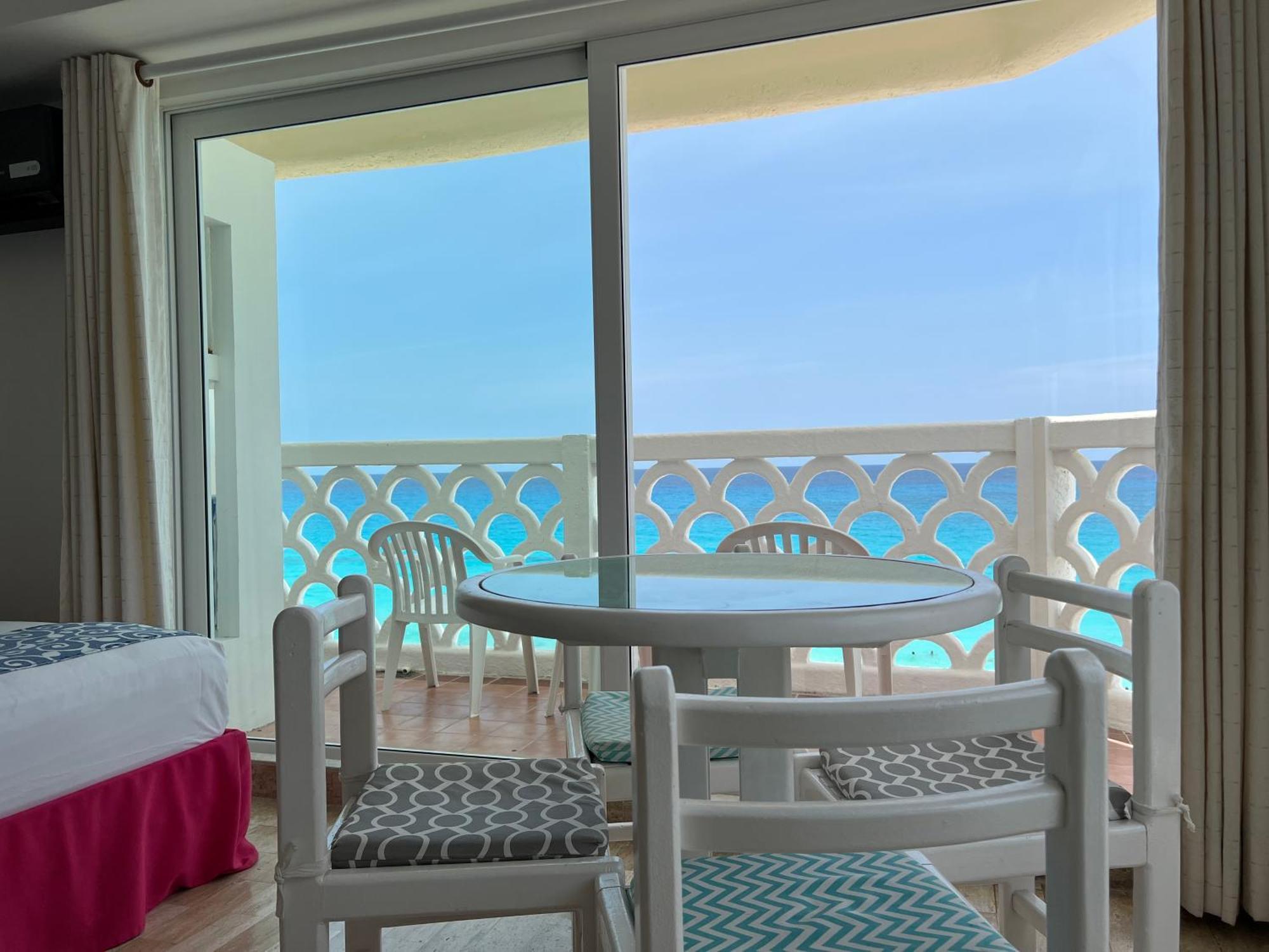 Ova Cancún