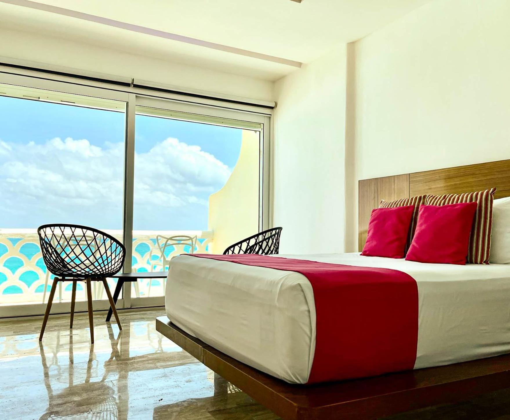 Seashore Cancun