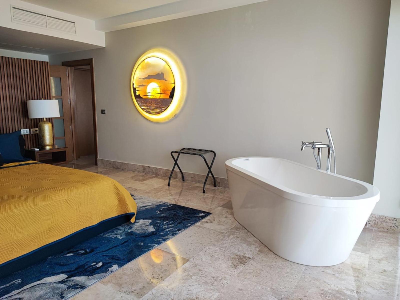 La Amada Residences, Luxury Penthouse. *