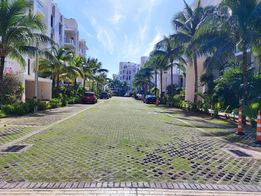 La Amada Residences, Luxury Penthouse. *