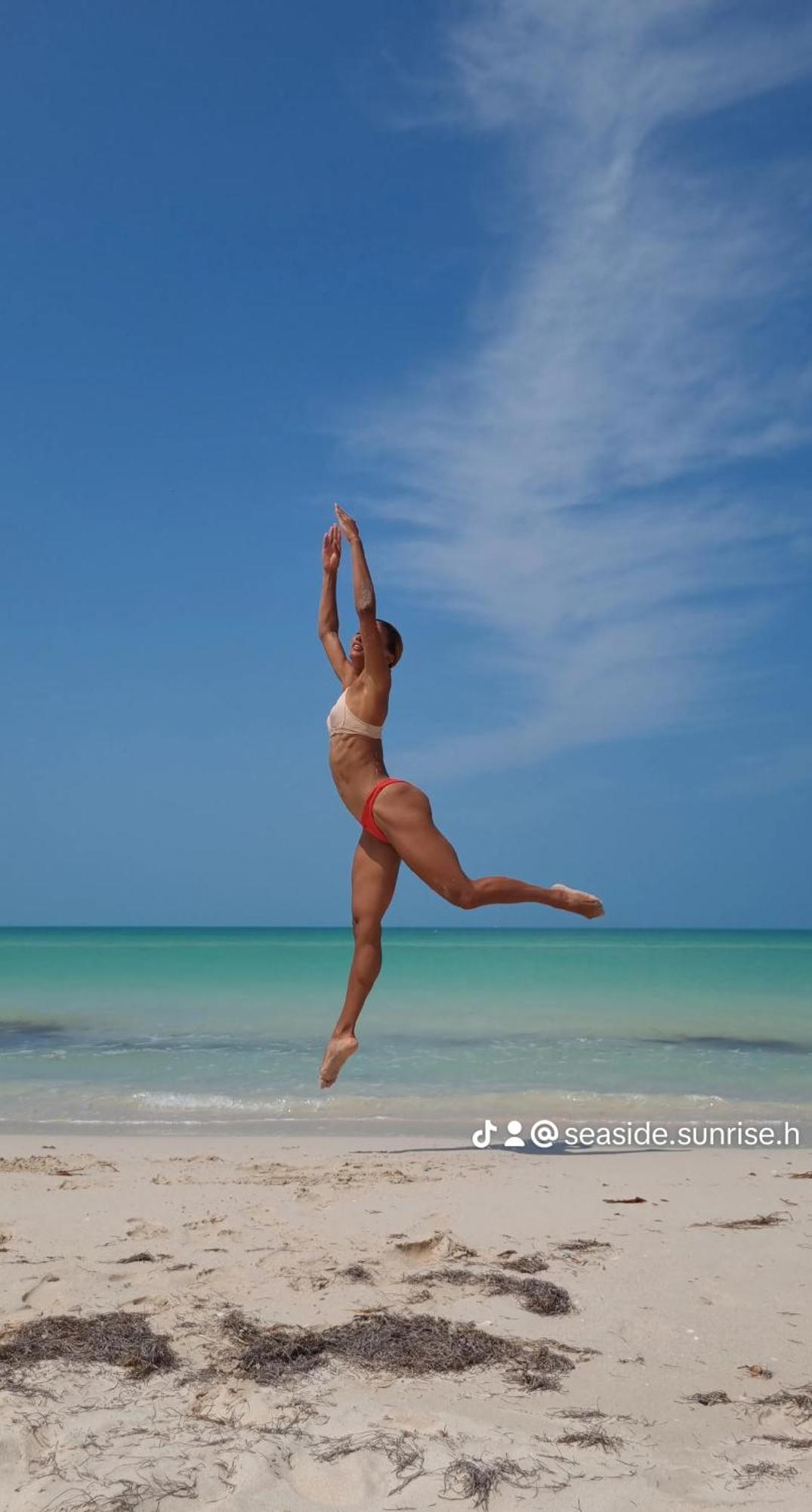 Surfers Sunrise Haven Cancun