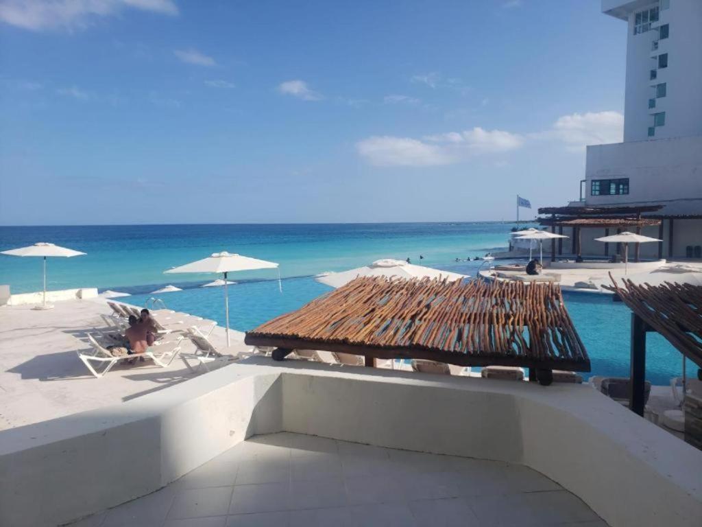 Beachfront With Ocean View * Cancun