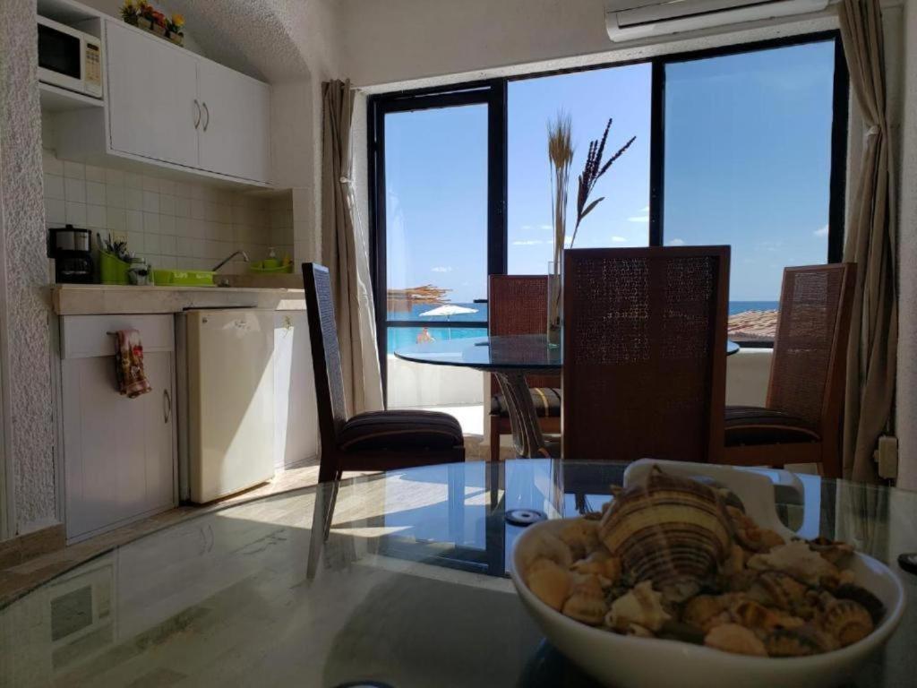 Beachfront With Ocean View * Cancun